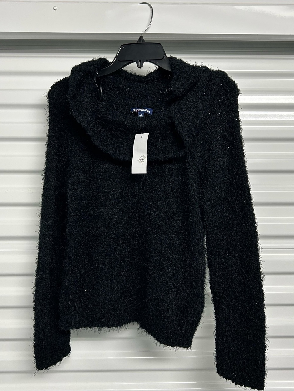Plush Black Cowl-Neck Sweater - Women's Cozy Knit